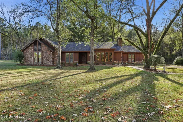 $284,000 | 3668 North Liberty Street, Canton, MS 39046