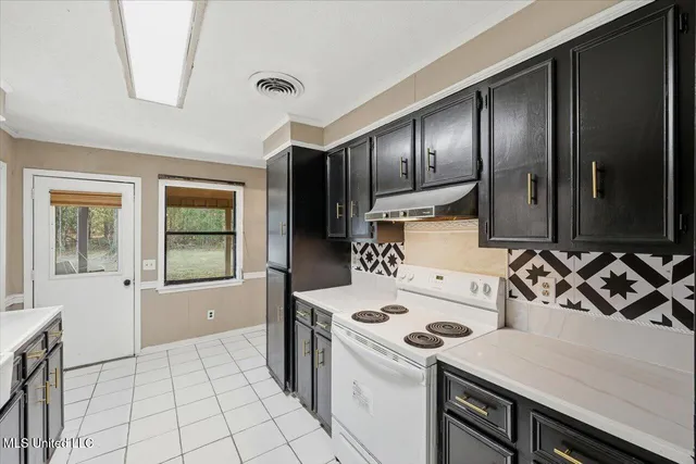 $284,000 | 3668 North Liberty Street, Canton, MS 39046