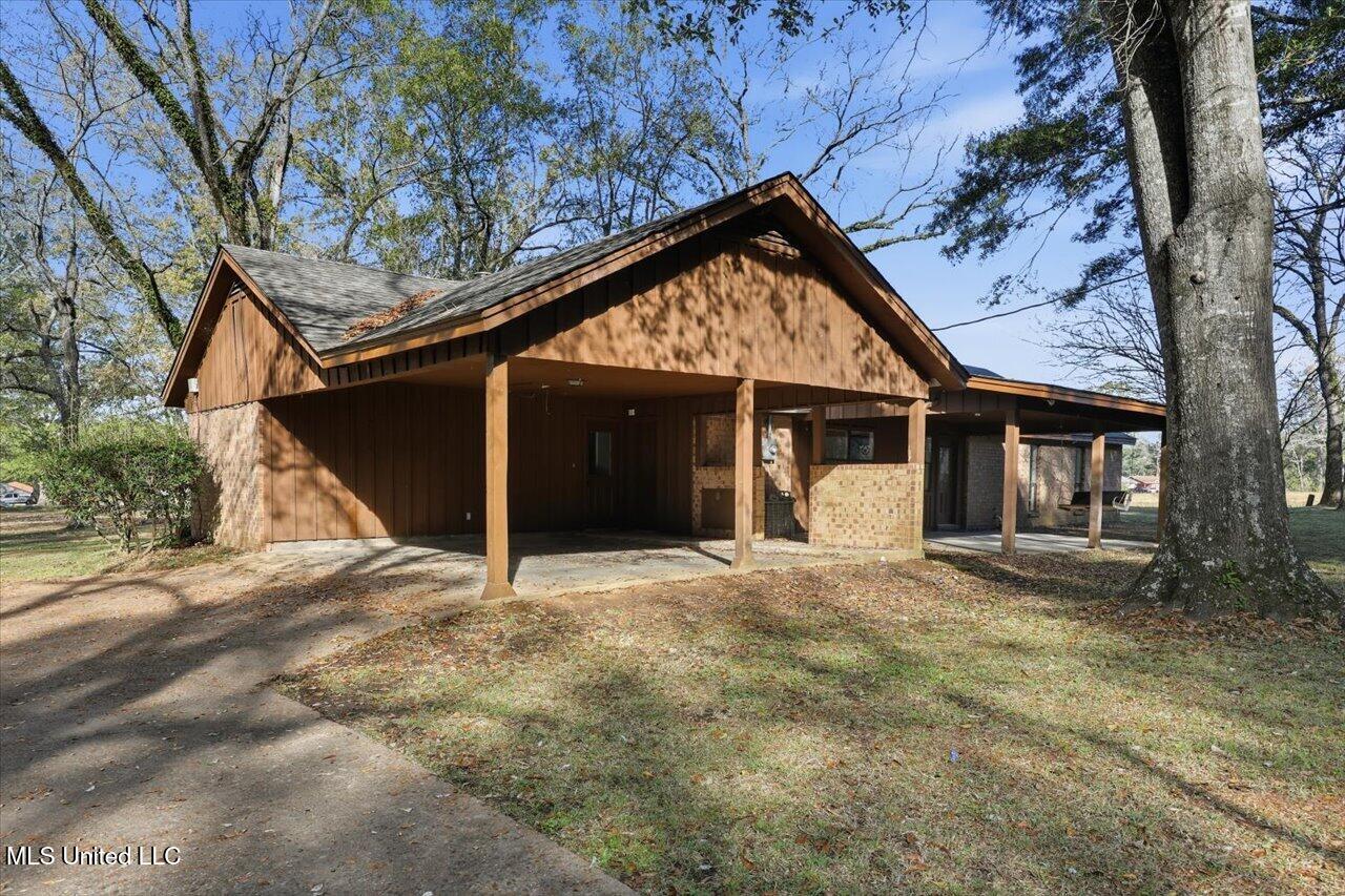 3668 North Liberty Street Canton, MS 39046 - Photo 28 of 32 31-3668 N Liberty St _ Home Tours MS