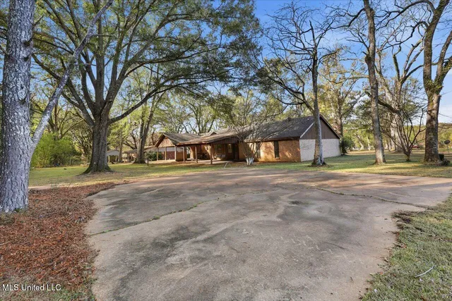 $284,000 | 3668 North Liberty Street, Canton, MS 39046