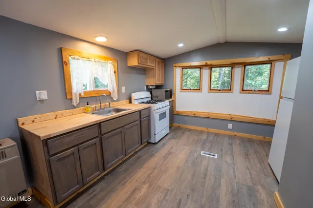 $115,000 | 179 Bear Creek Road, Hope, NY 12134