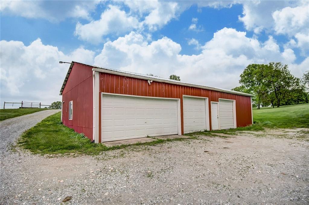6344 New Carlisle Springfield, OH 45504 - Photo 37 of 47