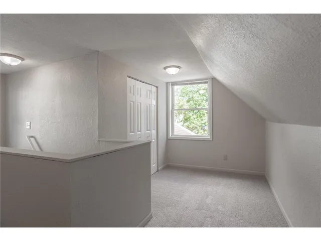 $2,299 | 1183 Edgerton Street, St. Paul, MN 55130