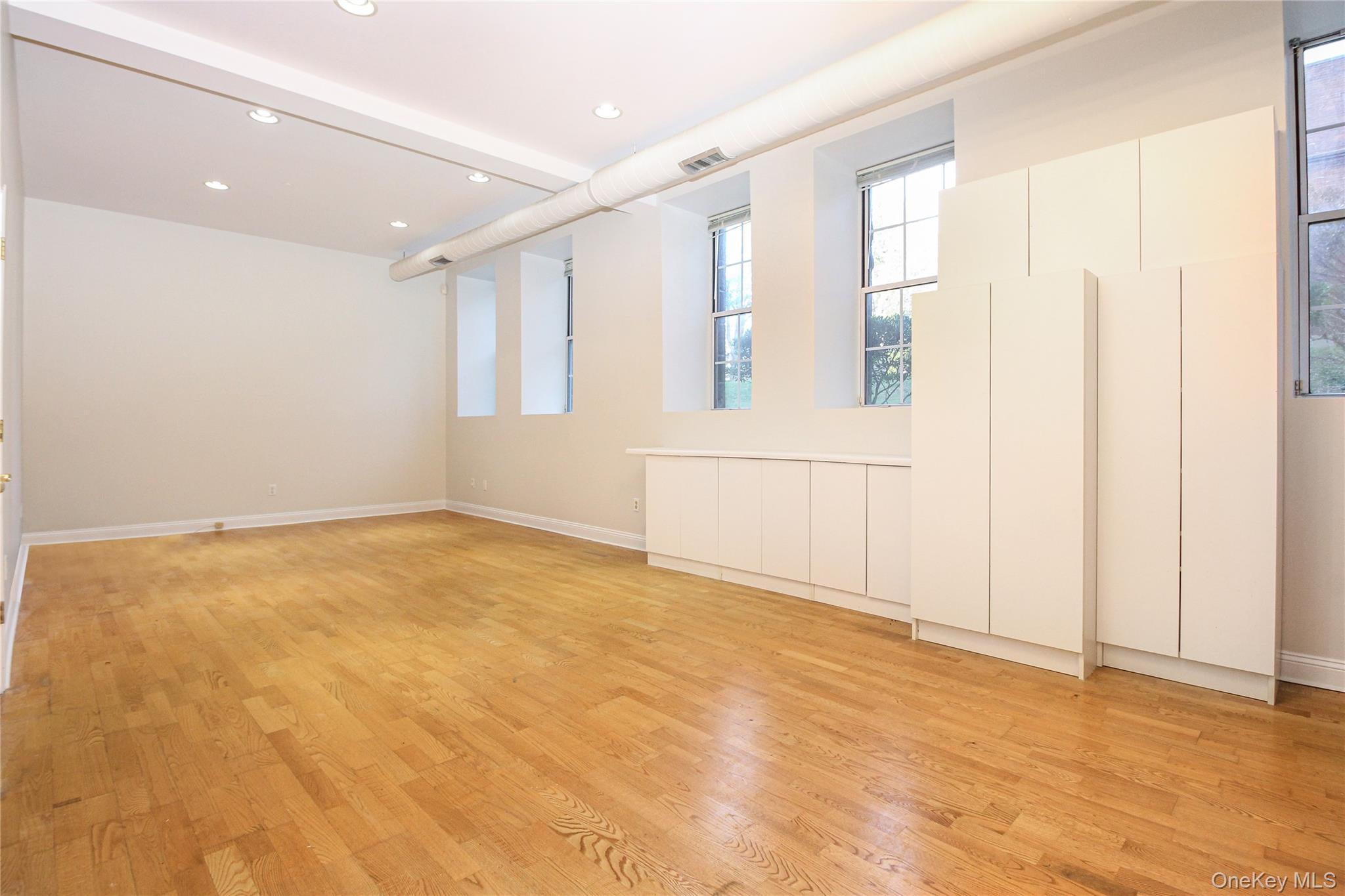 200 School House Road, Unit 1A Peekskill, NY 10566 - Photo 5 of 35 Dining and living room