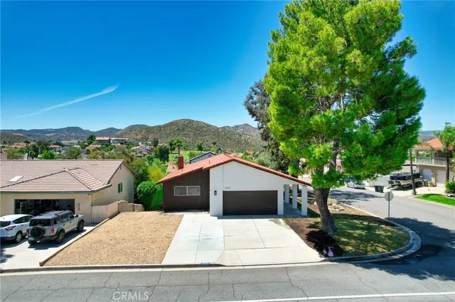 a view of a house with a outdoor space
