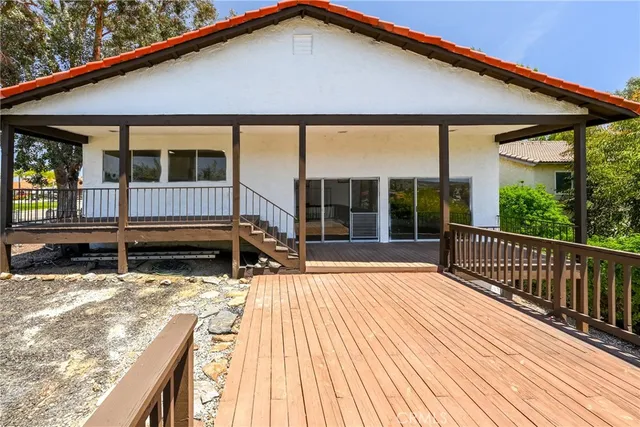 a house view with a outdoor space
