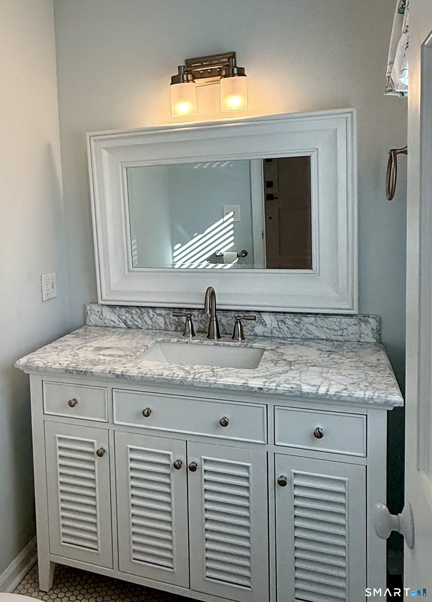 691 Fairfield Beach Road, Unit 691 Fairfield, CT 06824 - Photo 10 of 37