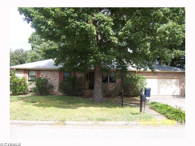 900 Jamestown Road Colonial Heights, VA 23834 - Photo 1 of 12 Exterior Front
