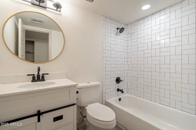 $1,695 | 600 South Dobson Road, Unit 39, Mesa, AZ 85202