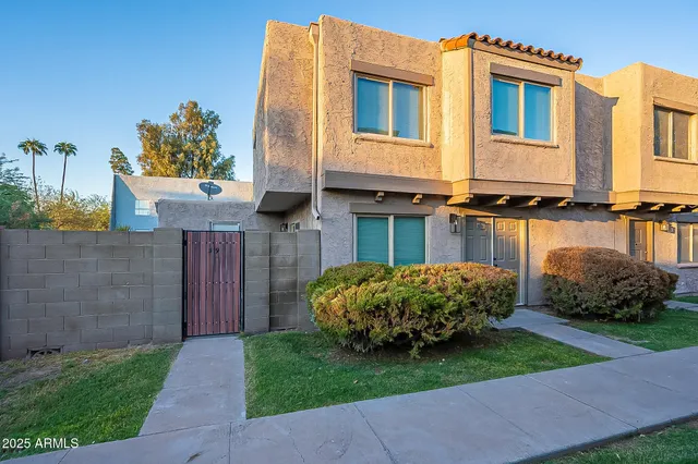 $1,695 | 600 South Dobson Road, Unit 39, Mesa, AZ 85202