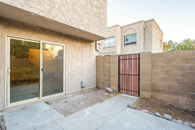 $1,695 | 600 South Dobson Road, Unit 39, Mesa, AZ 85202