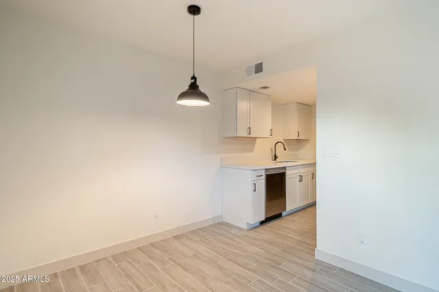 $1,695 | 600 South Dobson Road, Unit 39, Mesa, AZ 85202