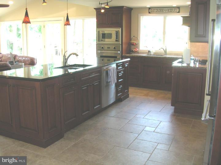 626 White Road Blue Bell, PA 19422 - Photo 7 of 25 Gallery Image 7