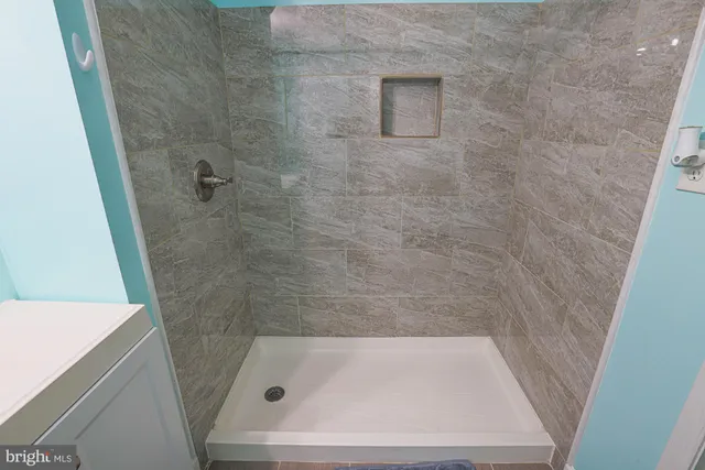 a bathroom with a tub