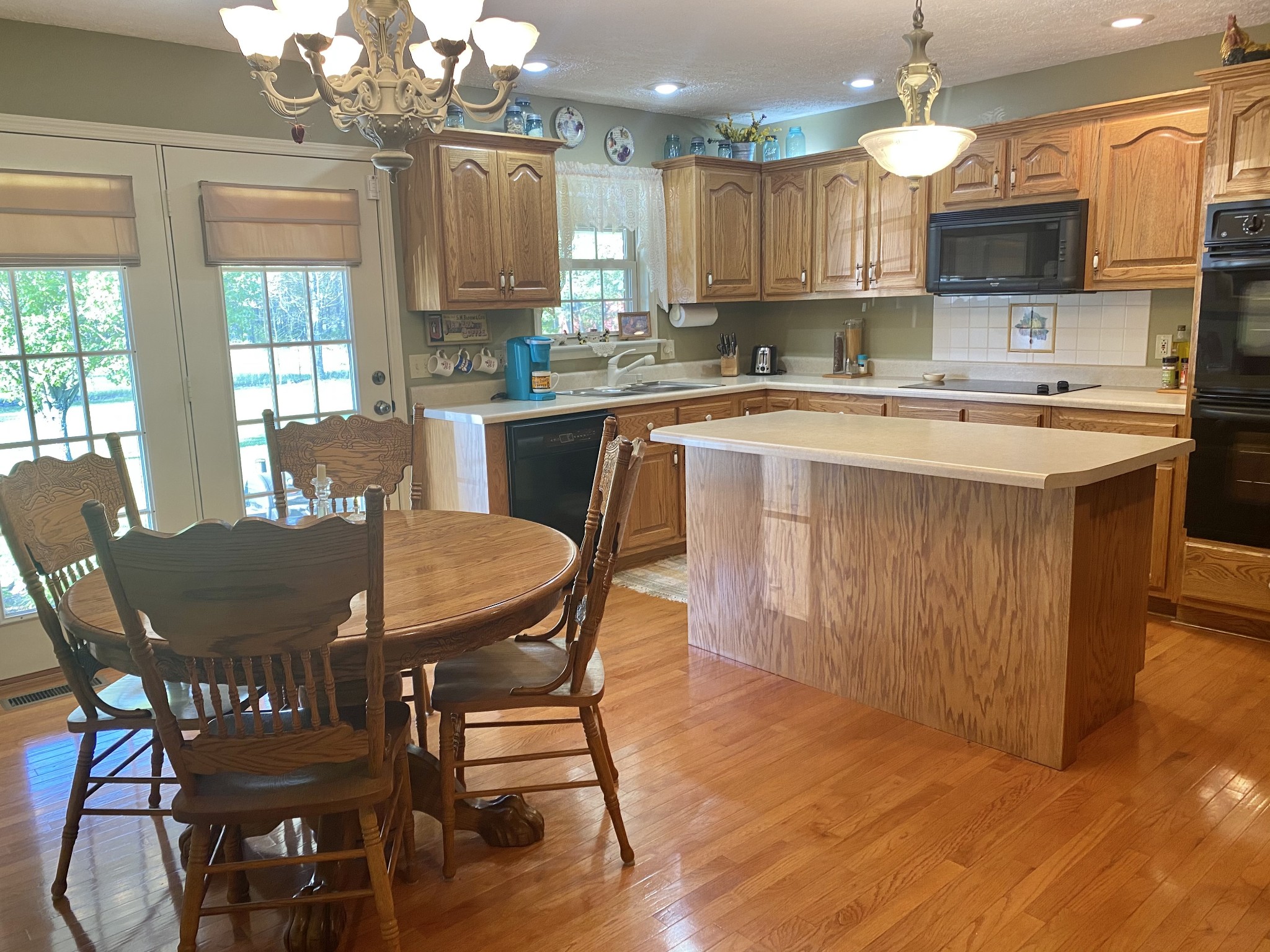 427 Harper Road Manchester, TN 37355 - Photo 2 of 16 Gallery Image 2