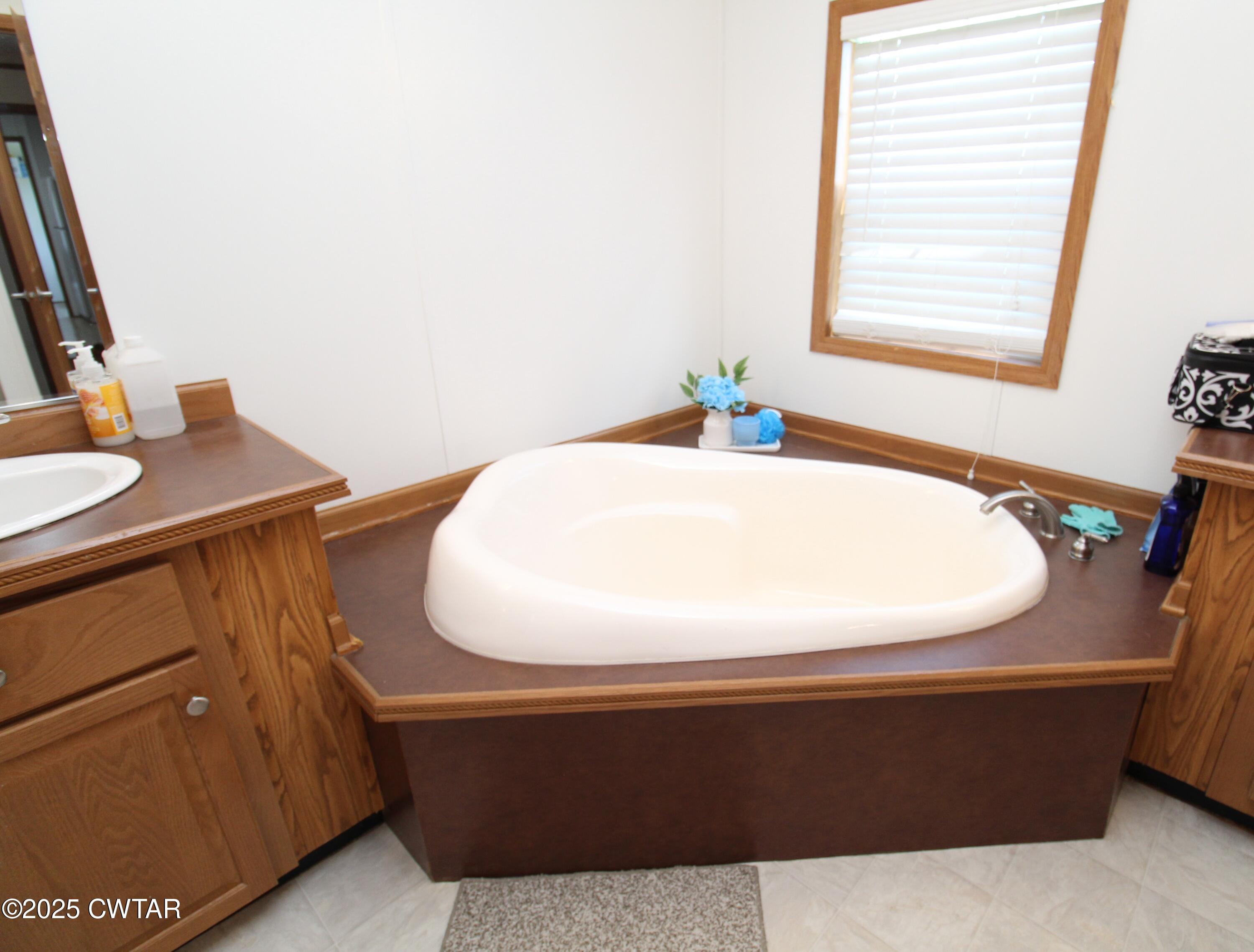 600 Cook Street Lexington, TN 38351 - Photo 14 of 22 IMG_6217