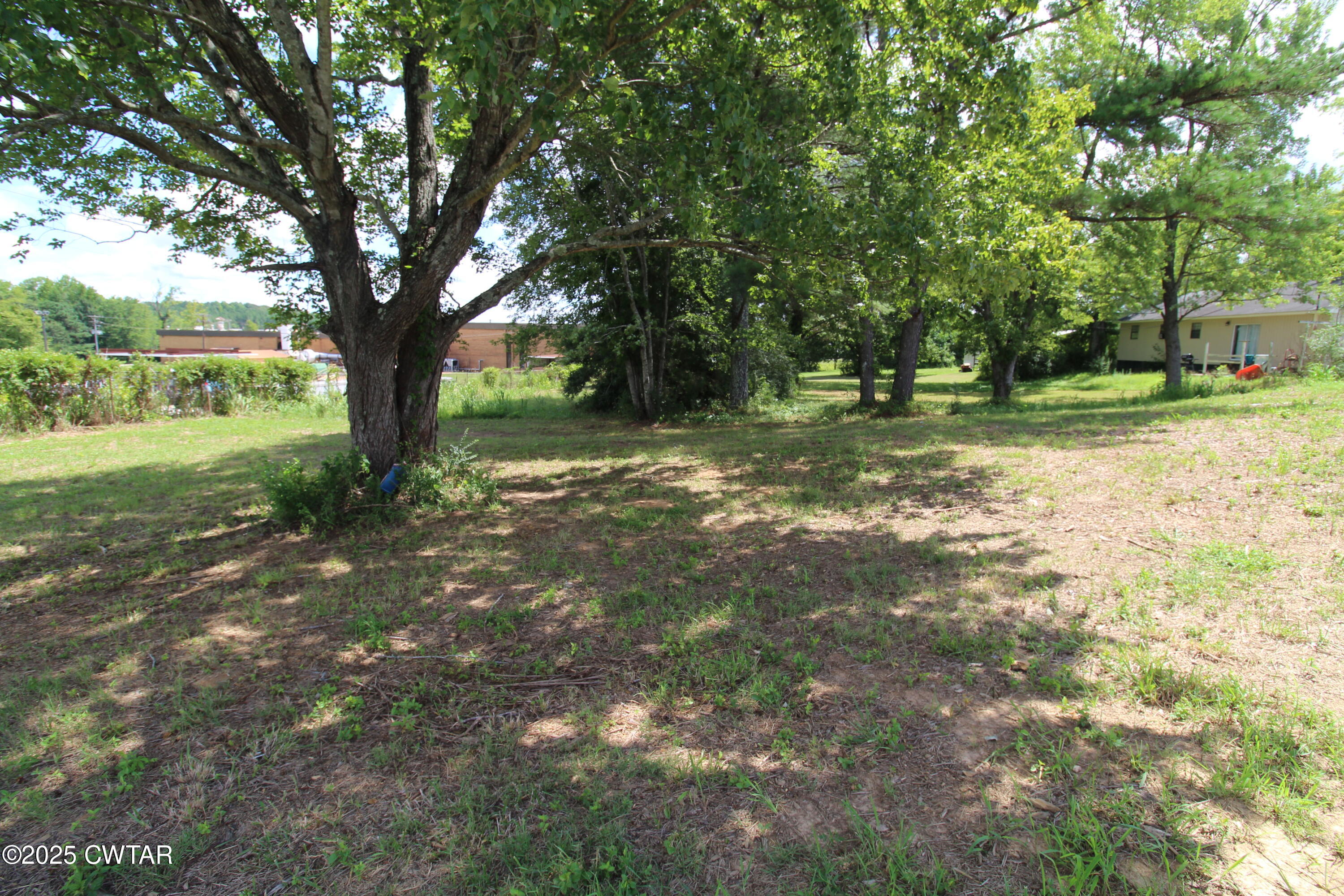 600 Cook Street Lexington, TN 38351 - Photo 3 of 22 IMG_6233