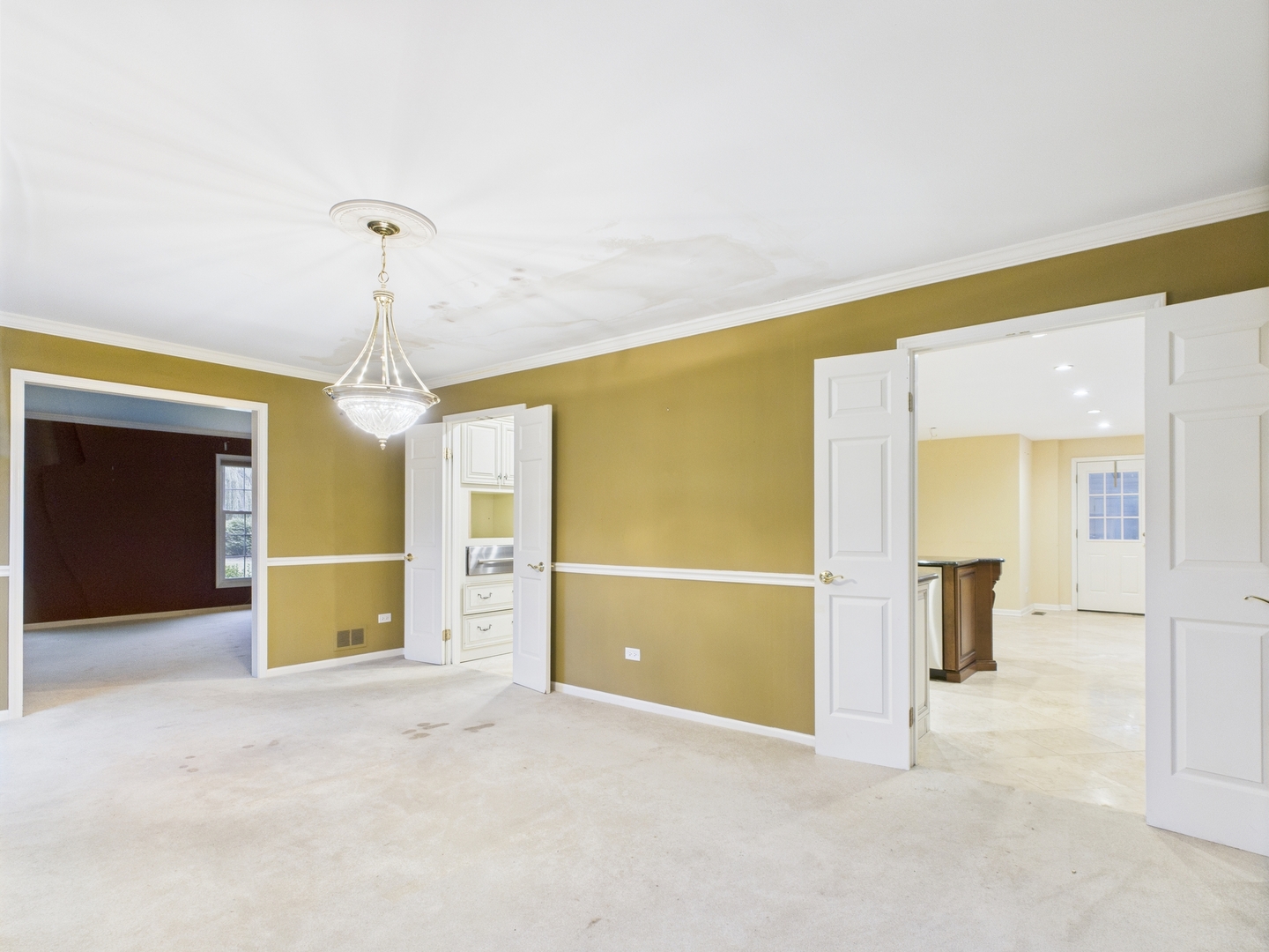 558 St Andrews Lane Inverness, IL 60067 - Photo 7 of 42
