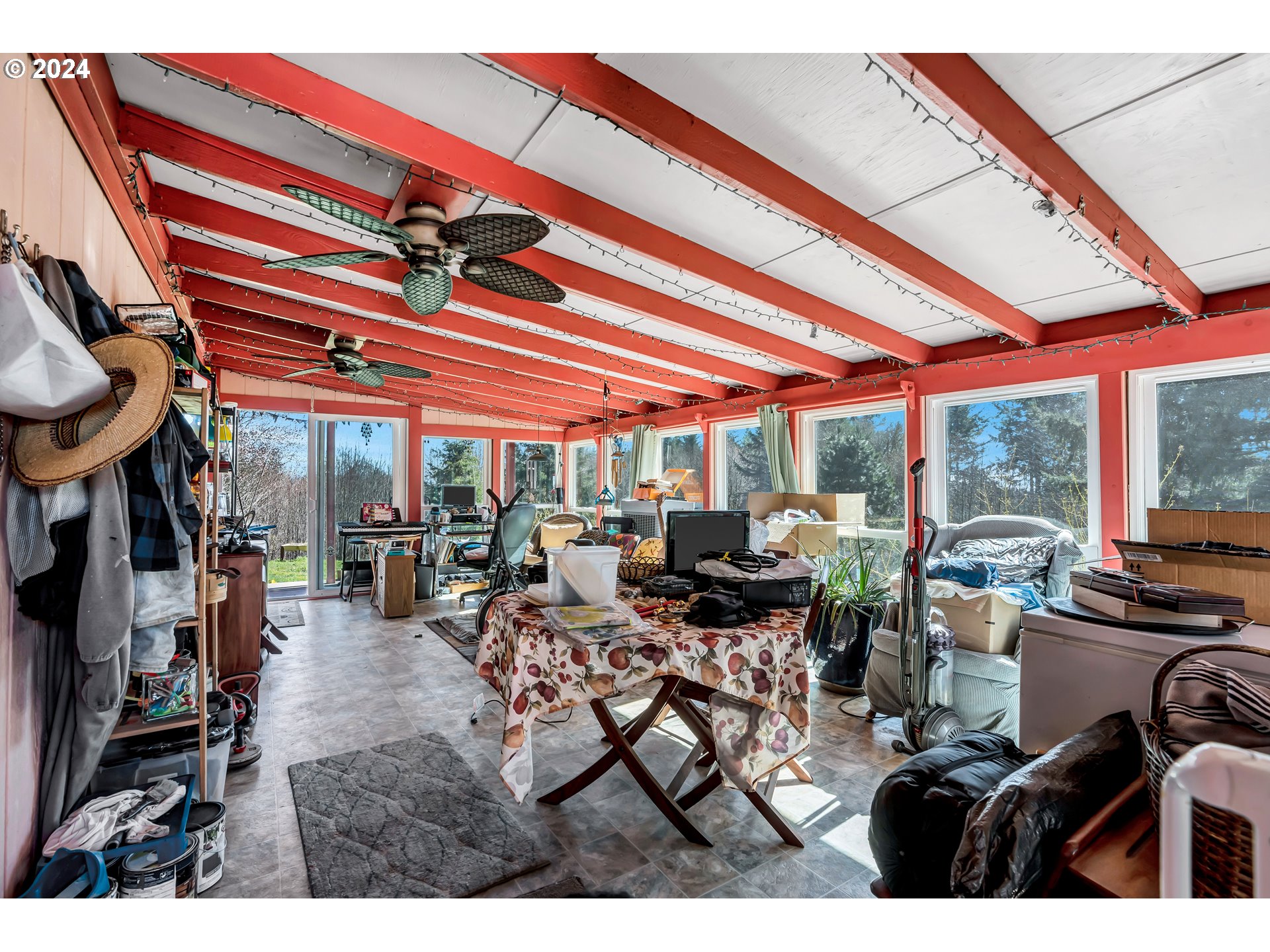65900 Meissner Road Deer Island, OR 97054 - Photo 6 of 43 Gallery Image 6