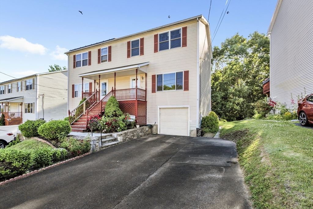 21 Arrowsic Street Worcester, MA 01606 - Photo 2 of 25