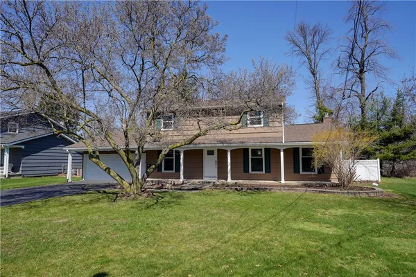 $289,900 | 110 True Hickory Drive, Greece, NY 14615