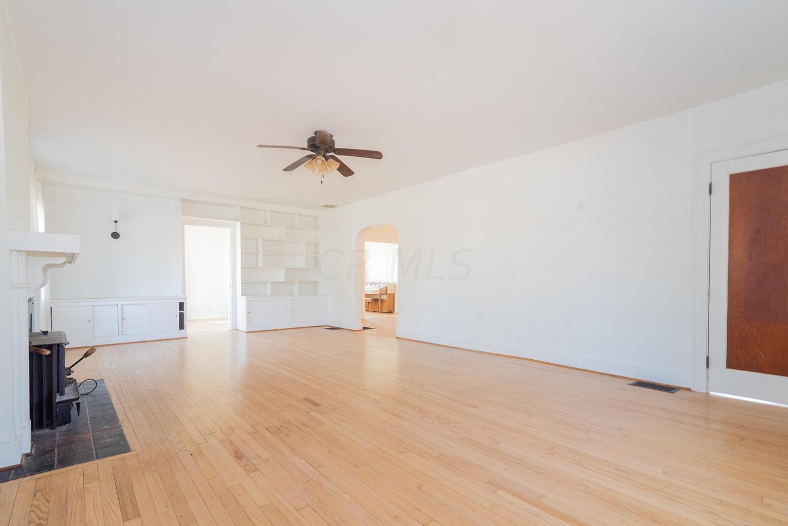 285 Dellinger Road Urbana, OH 43078 - Photo 9 of 53 living room