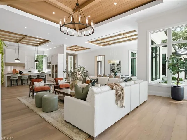 $11,995,000 | 208 Hickory Road, Naples, FL 34108