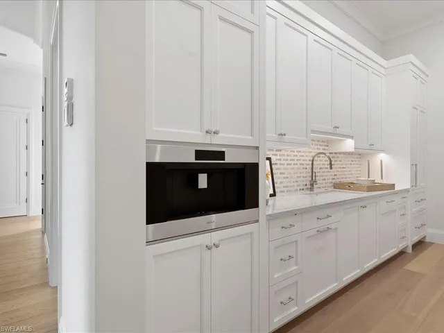 $11,995,000 | 208 Hickory Road, Naples, FL 34108