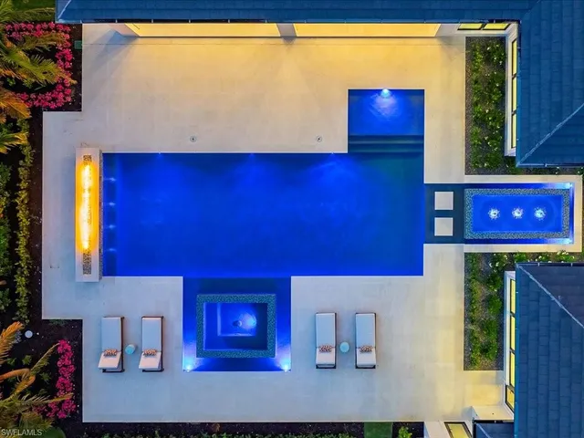 $11,995,000 | 208 Hickory Road, Naples, FL 34108