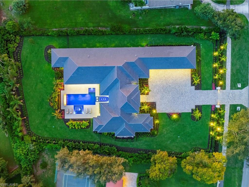 208 Hickory Road Naples, FL 34108 - Photo 8 of 50
