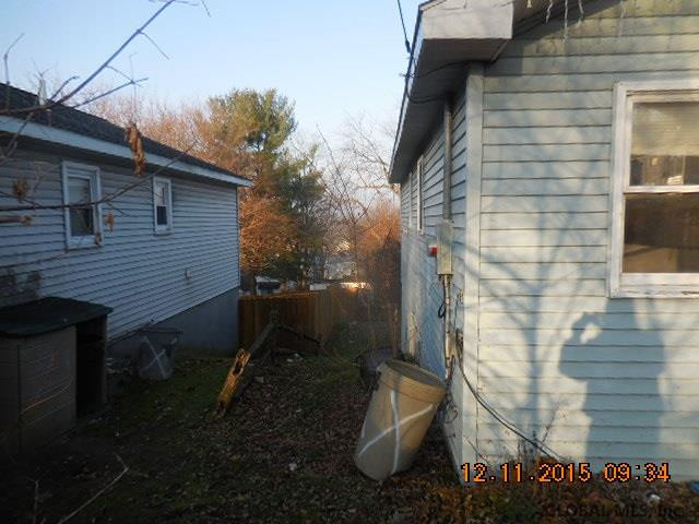 2413 Lenox Road Schenectady, NY 12308 - Photo 3 of 20 Photo 3