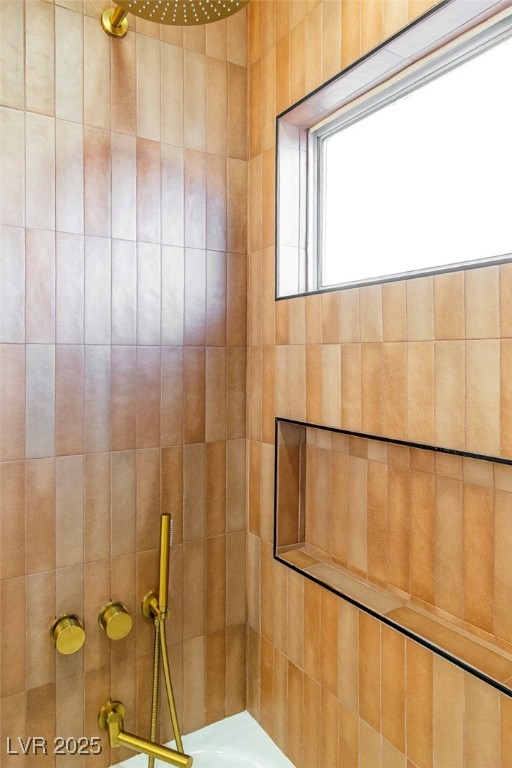 425 Golden Valley Drive Henderson, NV 89002 - Photo 36 of 48 Full bath with a tub to relax in and a shower