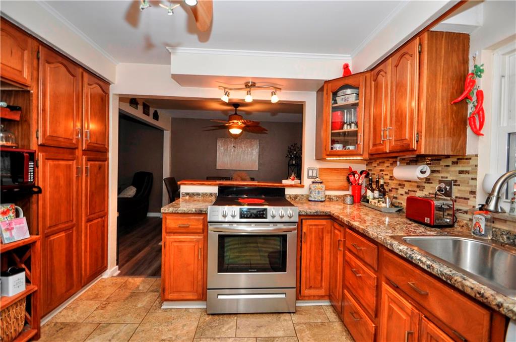2109 Ridge Road Elizabeth Township, PA 15135 - Photo 6 of 41 Gallery Image 6