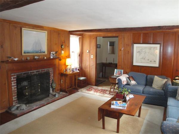 243 Cutler Road Hamilton, MA 01982 - Photo 8 of 22
