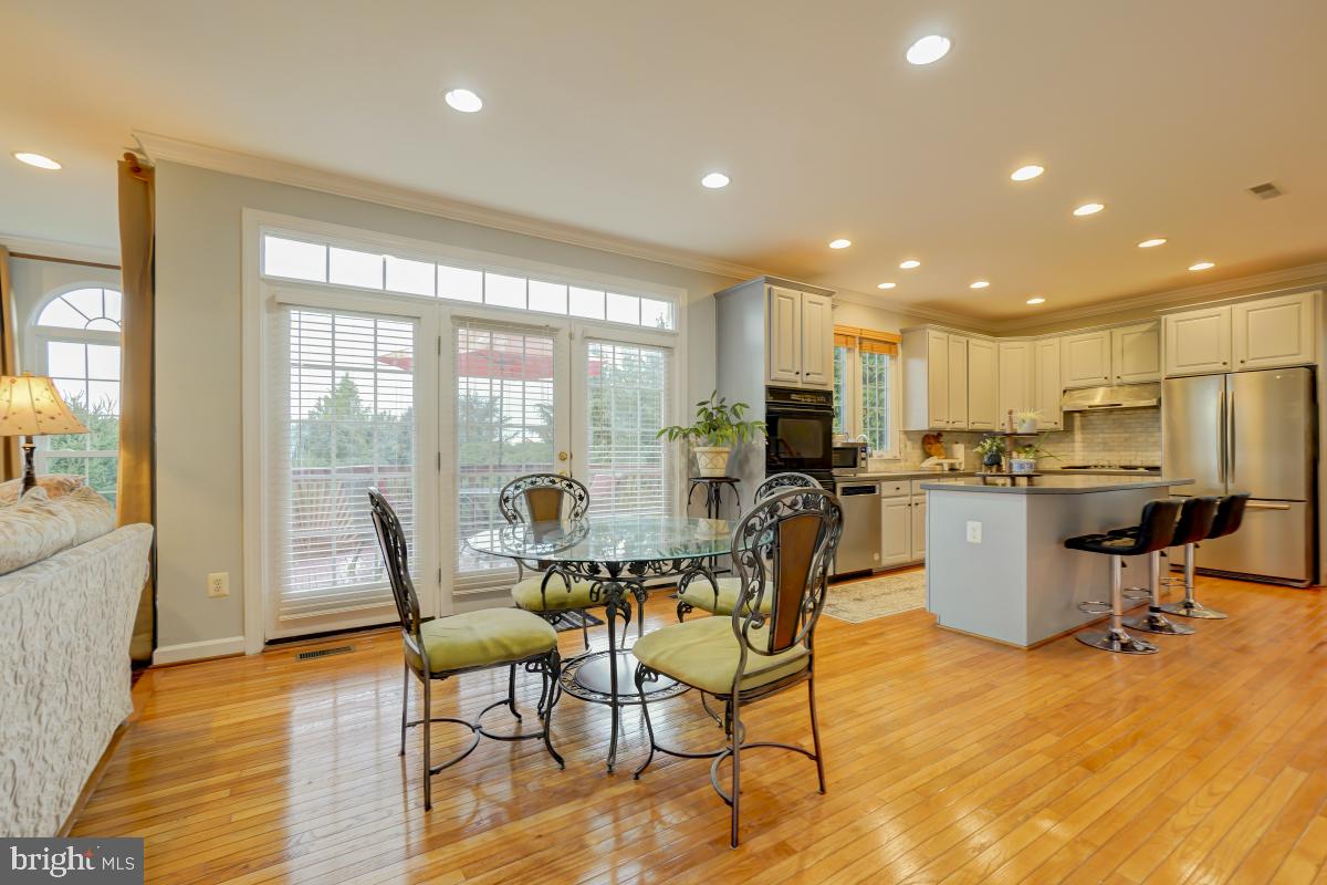 13932 Bromfield Road Germantown, MD 20874 - Photo 12 of 41 Breakfast Area