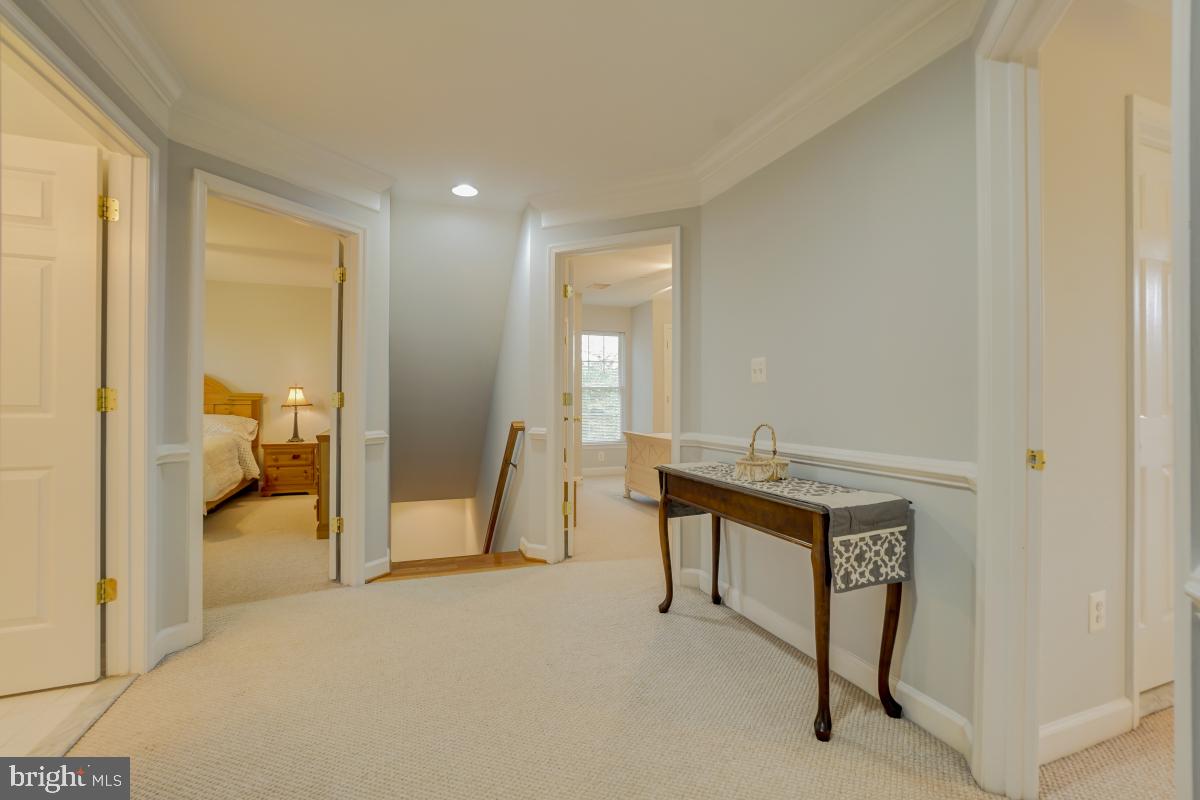 13932 Bromfield Road Germantown, MD 20874 - Photo 18 of 41 Upper Level Hallway