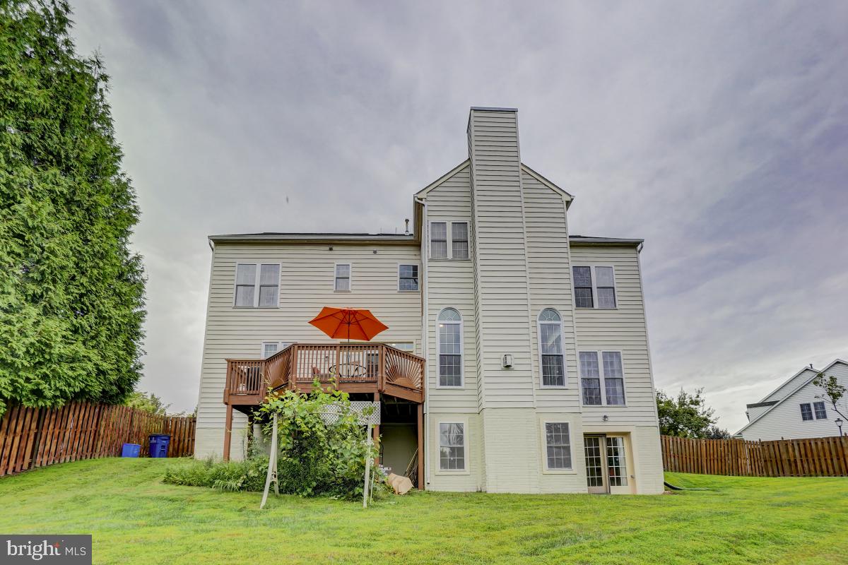 13932 Bromfield Road Germantown, MD 20874 - Photo 41 of 41 Rear View