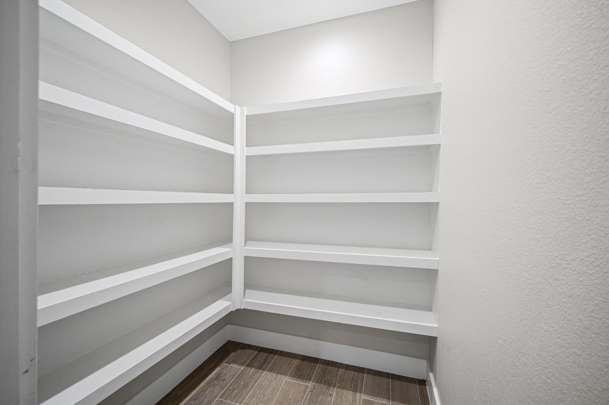 10017 Morocco Road Houston, TX 77041 - Photo 9 of 21 Gallery Image 9