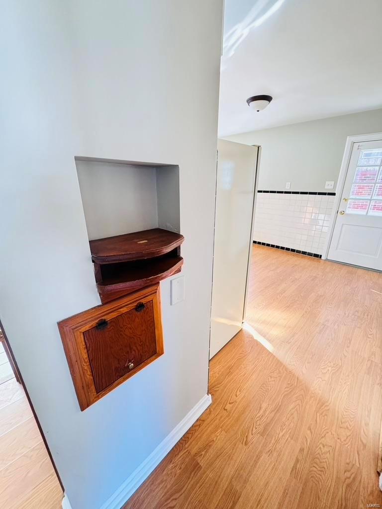 8012 Audrain Drive St. Louis, MO 63121 - Photo 9 of 23