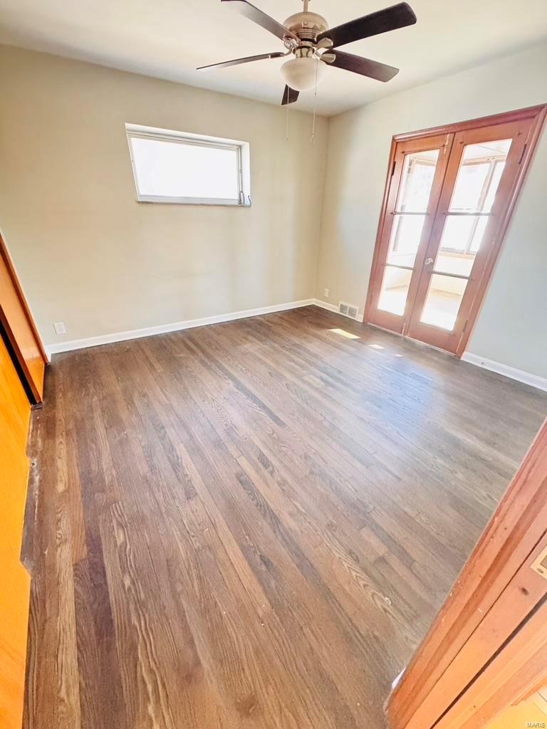 8012 Audrain Drive St. Louis, MO 63121 - Photo 10 of 23