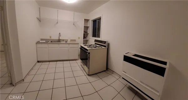 $2,300 | 10519 Nopalito Street, Ventura, CA 93004