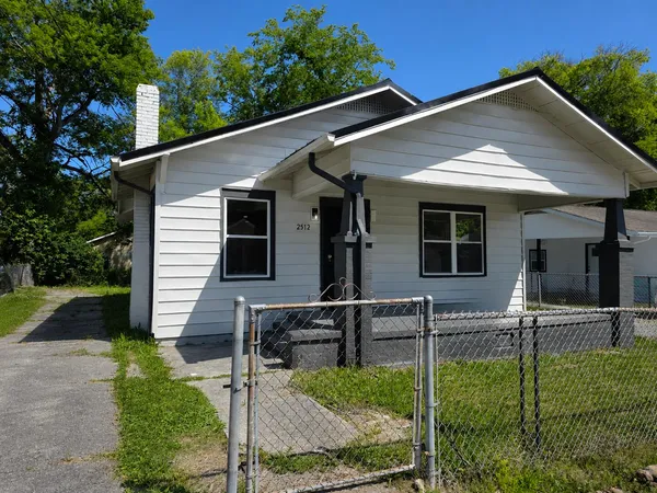 $220,000 | 2512 Taylor Street, Chattanooga, TN 37406