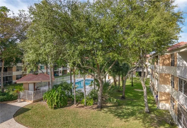 $185,000 | 8240 Northwest 24th Street, Unit 8240, Coral Springs, FL 33065