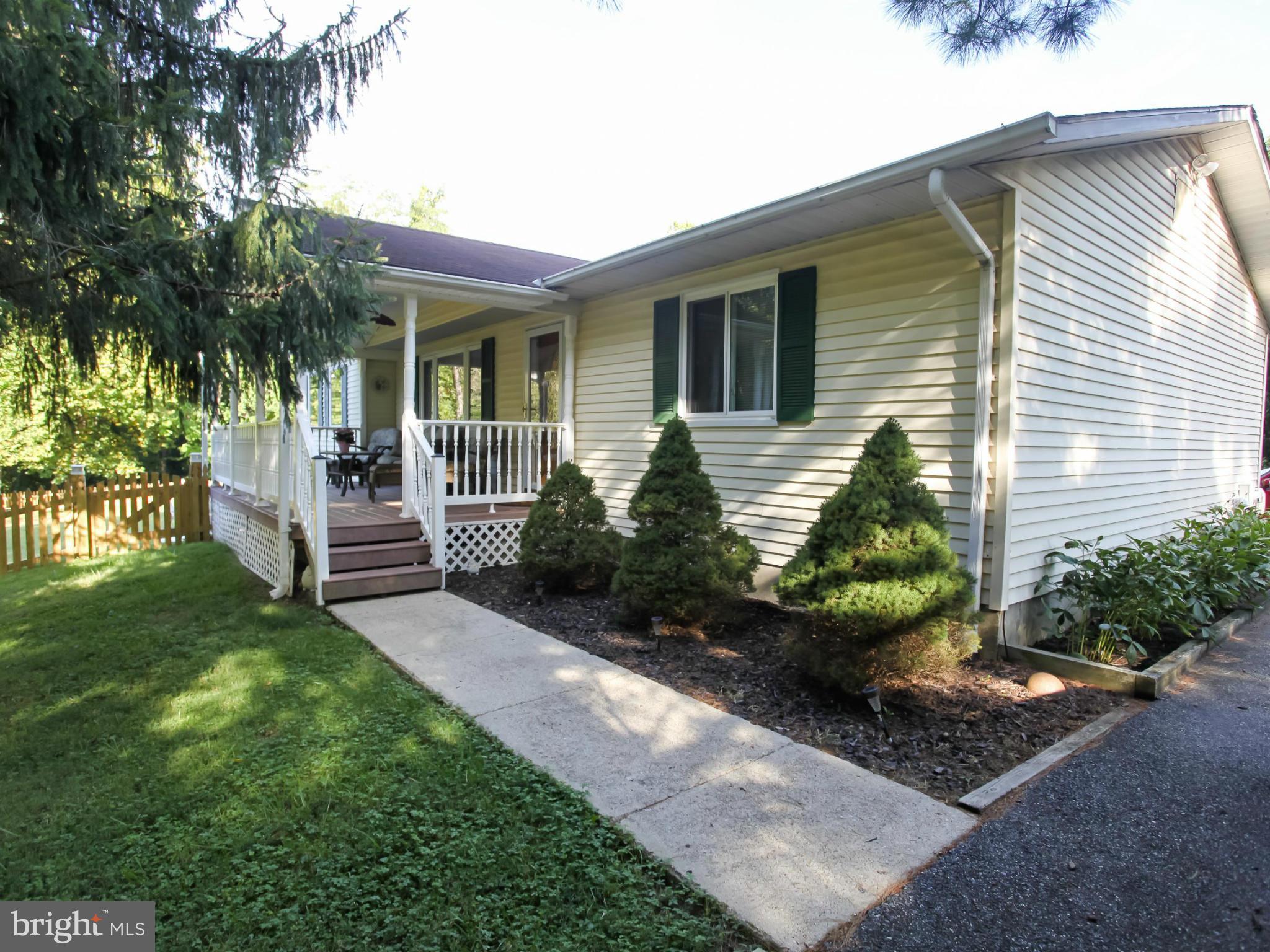 1608 South Rolling Road Halethorpe, MD 21227 - Photo 1 of 30 Exterior (Front)