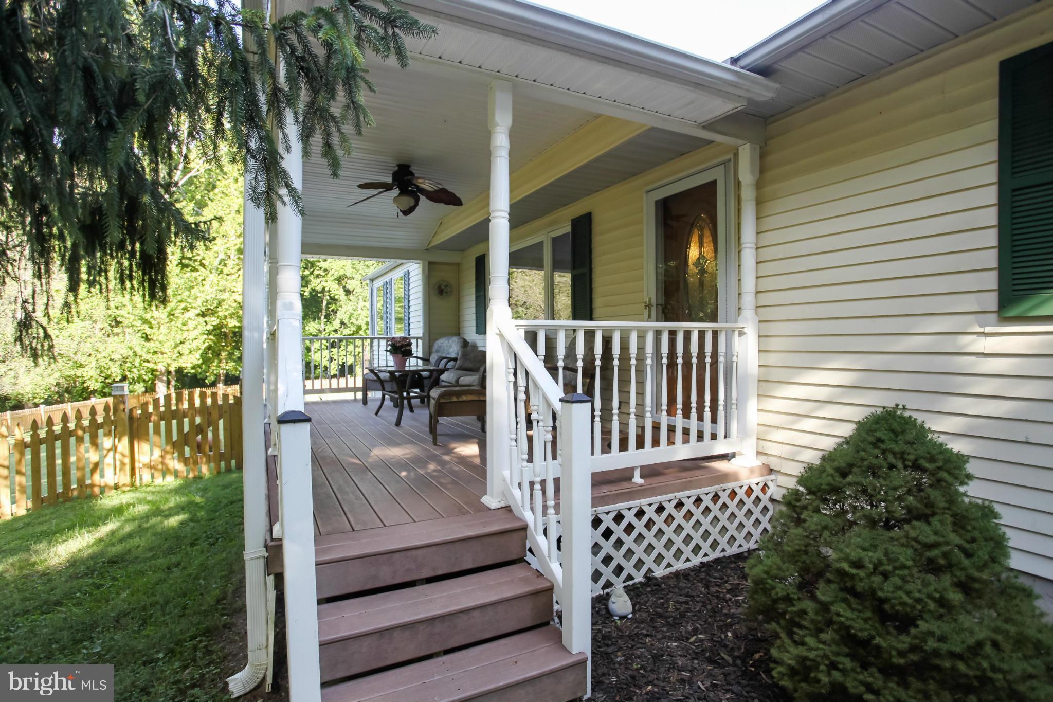 1608 South Rolling Road Halethorpe, MD 21227 - Photo 2 of 30 Exterior (Front)