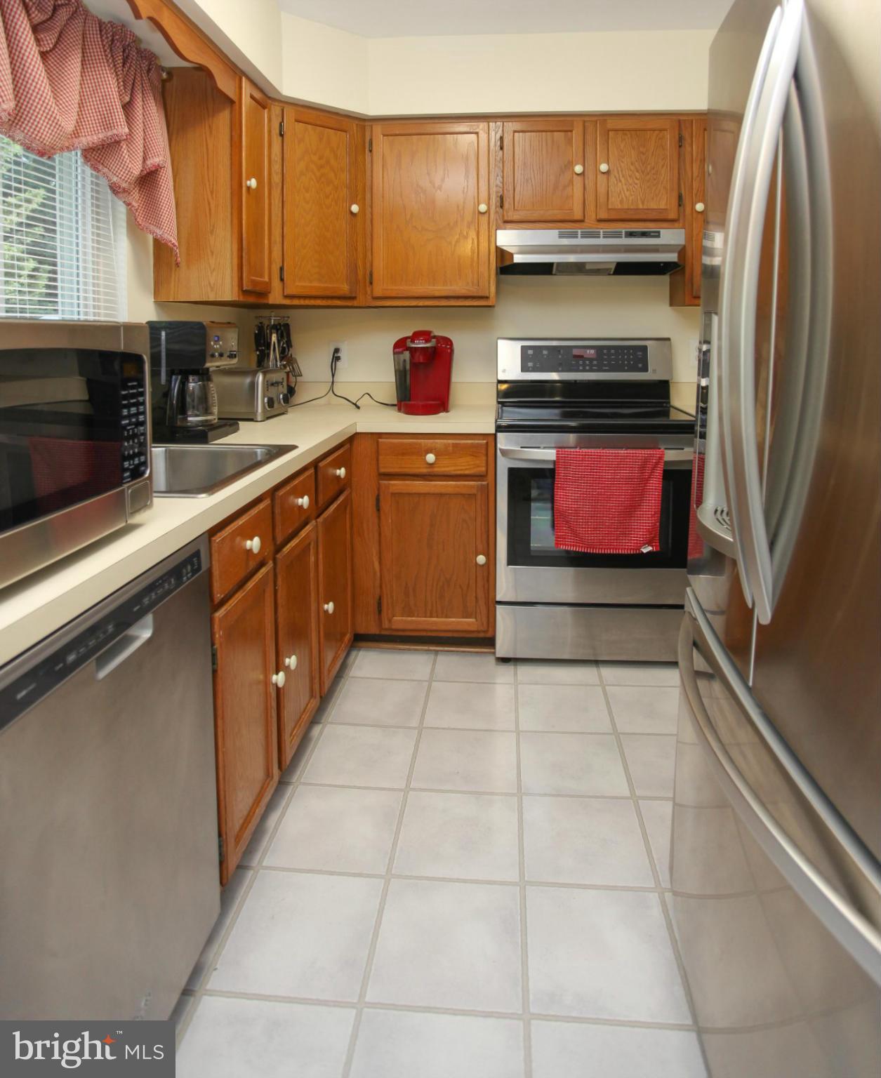1608 South Rolling Road Halethorpe, MD 21227 - Photo 11 of 30 Kitchen