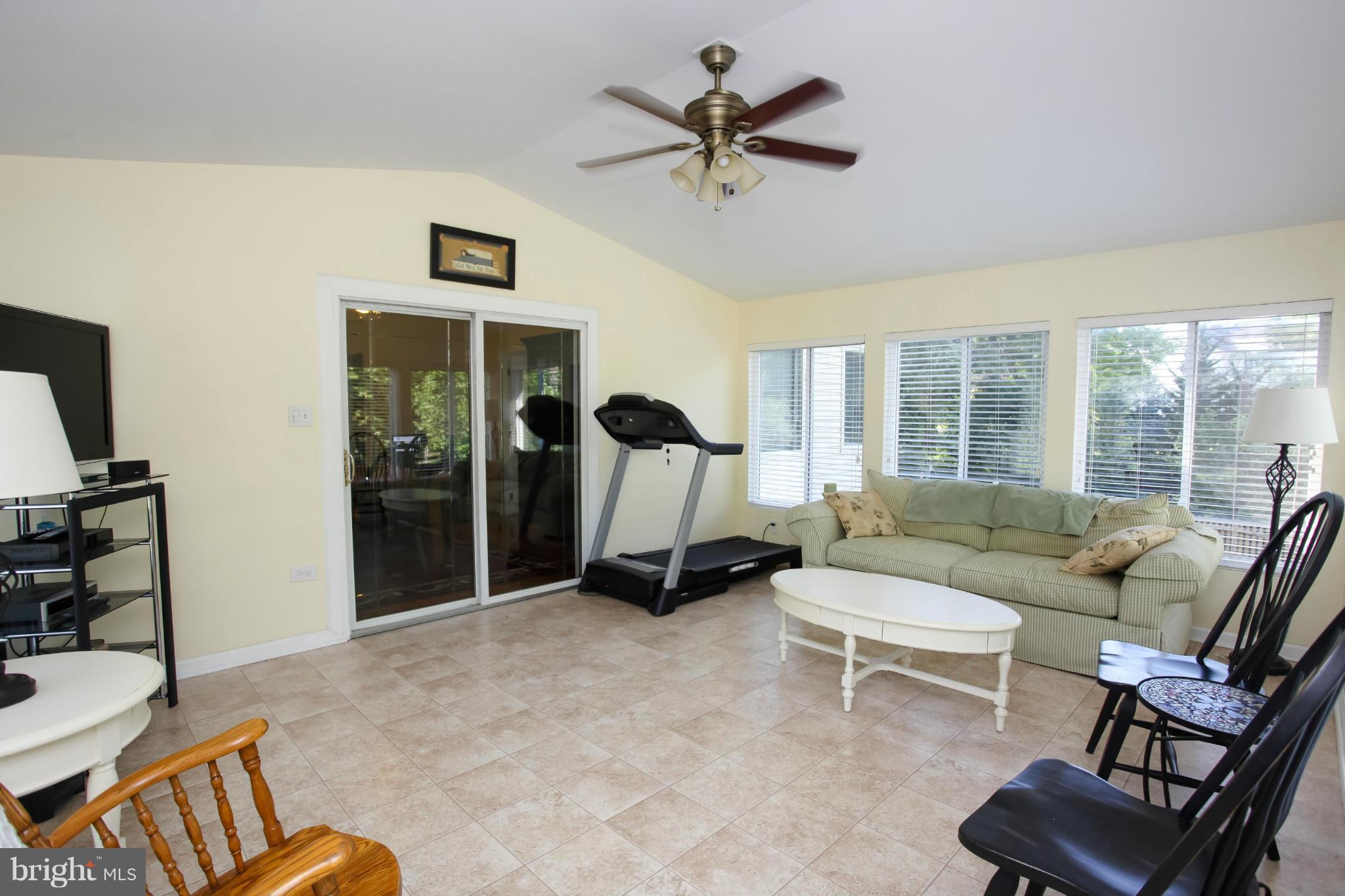 1608 South Rolling Road Halethorpe, MD 21227 - Photo 15 of 30 Interior (General)