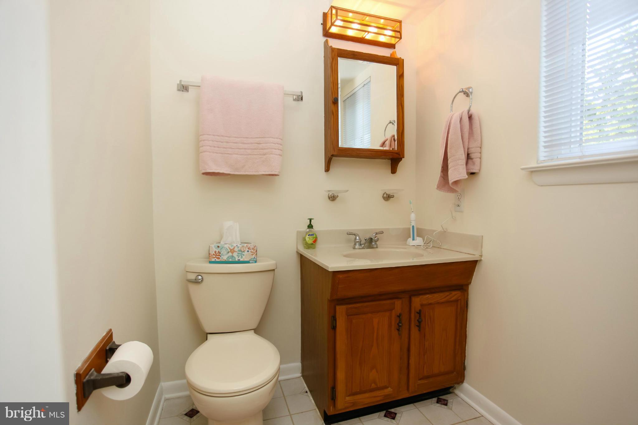 1608 South Rolling Road Halethorpe, MD 21227 - Photo 18 of 30 Bath