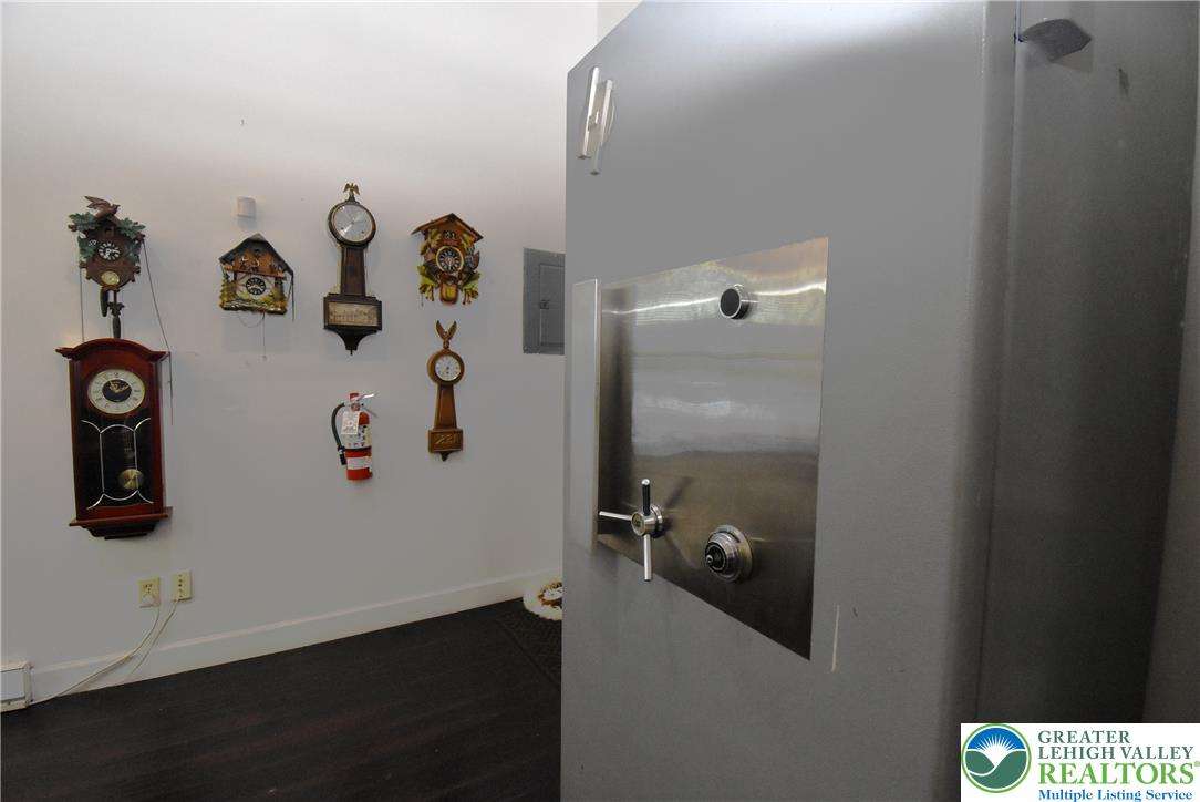 424 Grape Street Whitehall, PA 18052 - Photo 11 of 56 Heavy-duty safe for the next biz owner.