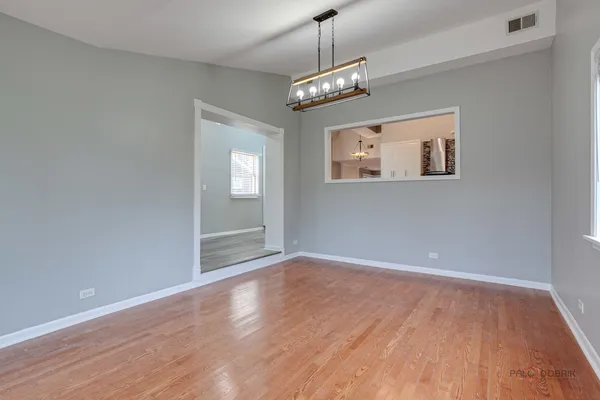 $449,000 | 85 Kingman Lane, Hoffman Estates, IL 60169